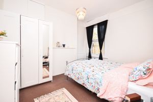 Bedroom- click for photo gallery